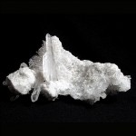 ツインのＤＴ型結晶を伴うヒマラヤ水晶クラスター
